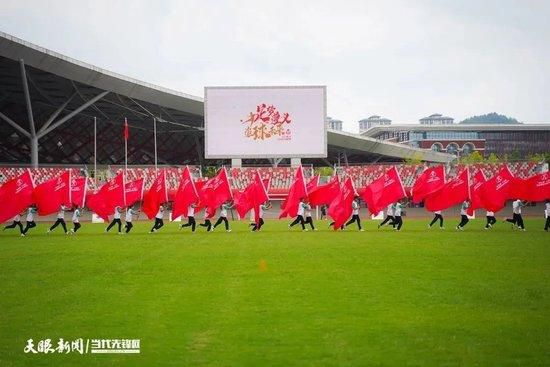 饰演者佐伊·克拉维兹表示，“不同的人对正义的定义会有所不同”，有别于蝙蝠侠将行侠仗义作为己任，猫女只选自己认为正确的路